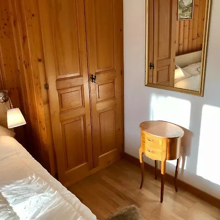 Central, Cosy, Sunny & Sauna * 베르비에